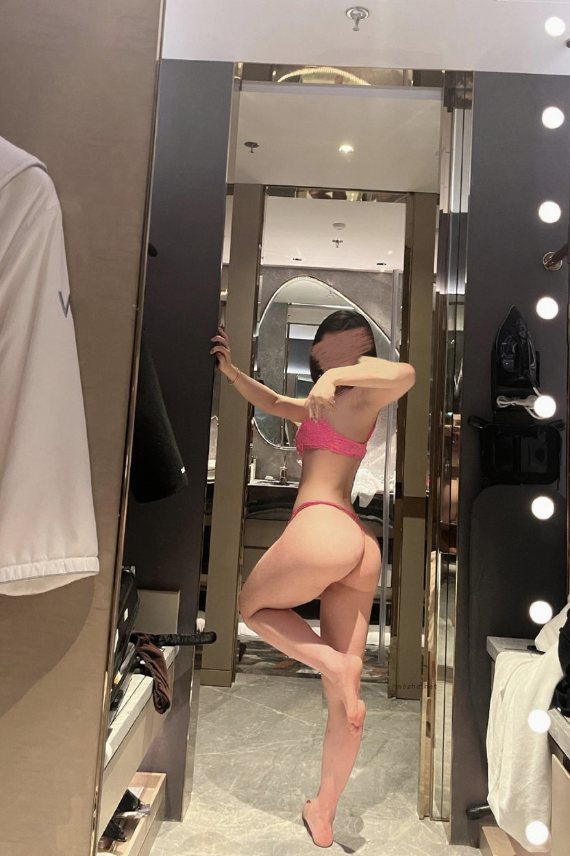 詹詹 – 粉色比基尼系列【24P】